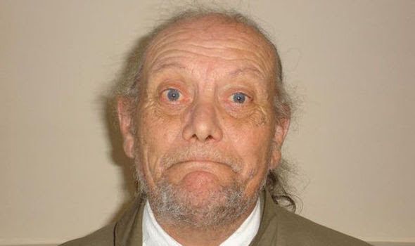Read more about the article Gang ‘killed paedophile by feeding him dog poo and torturing him with broom handle’