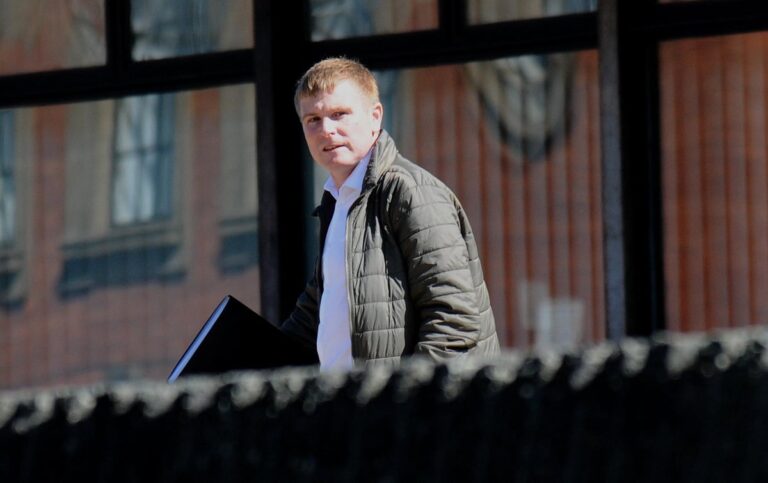 Read more about the article Ex-soldier claims he spied on woman to continue his ‘exciting’ army surveillance work